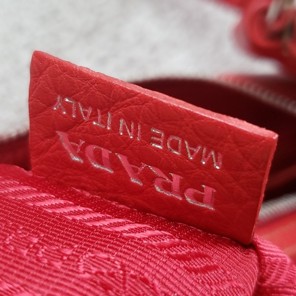 Red PRADA Hobo BR4314 - Picture 15 of 16